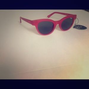 - Quay Australia Kylie Jenner Pink/Smoke Star Struck